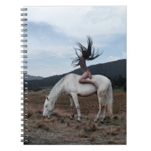 Flickan på Horse Anteckningsbok