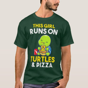 Flickan springa på pizza och Turtles T-Shirt