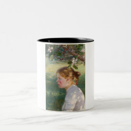 Flickan under Apple Träd (av Danielson-Gambogi) Två-Tonad Mugg