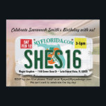 Flickans 16:e födelsedag Florida licensinbjudan Inbjudningar<br><div class="desc">En tonårsflicka som slår 16 år och får sitt körkort är en milstolpe att fira! Jag skapat denna utformning för att fånga den enskilda statliga registreringsskylten och lägga den ovanpå en mjuk bakgrund som omfattar gatan, motorvägen och himlar. Den här designen summerar din födelsedagsfirande snabbt. Det är till saken, men...</div>