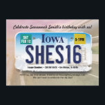Flickans 16:e födelsedagsinbjudan till Iowa-licens Inbjudningar<br><div class="desc">En tonårsflicka som slår 16 år och får sitt körkort är en milstolpe att fira! Jag skapat denna utformning för att fånga den enskilda statliga registreringsskylten och lägga den ovanpå en mjuk bakgrund som omfattar gatan, motorvägen och himlar. Den här designen summerar din födelsedagsfirande snabbt. Det är till saken, men...</div>