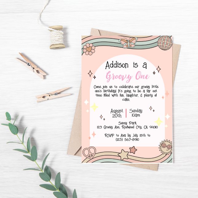 Flickans Groovy en födelsedagsinbjudan Inbjudningar (Skapare uppladdad)