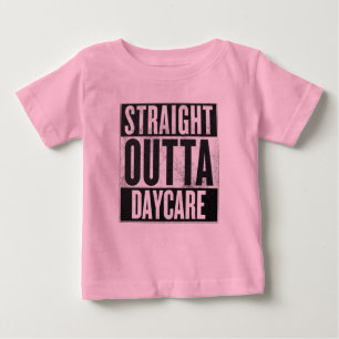Flickans Rakare Outta Daycare Funny Tee