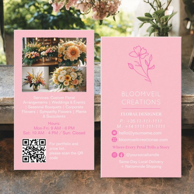 Flickans rosa minimalistfotografier qr-kod visitkort (Girly pink minimalist florist photos qr code business card)