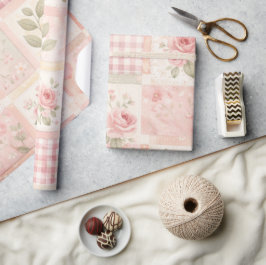 Flickigt bondgårds pastellrosa täcke patchwork presentpapper
