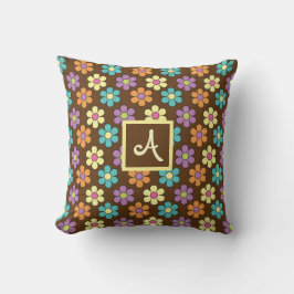 Flickigt pastell daisy-mönster monogram kudde