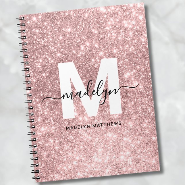 Flickigt Rosa Guld Rödfärg Glitter Monogram Anteckningsbok (Girly Rose Gold Blush Pink Glitter Name Monogram notebook)