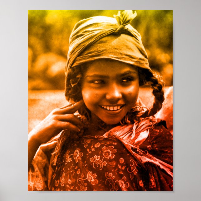 Flickkvinna från Gulden Maghreb, tunisisk Djerba P Poster (Framsidan)