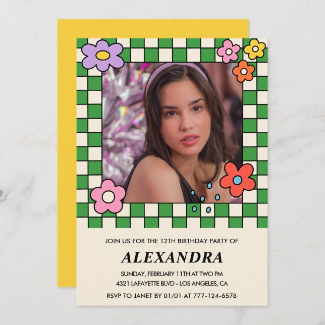 Flickor - 13:e födelsedagsinbjudan Retro Groovy Fl Inbjudningar (Fram/baksida)