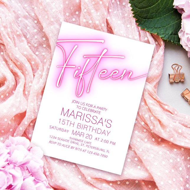 Flickor 15:e nybörjaren Tonåring födelsedag Inbjudningar (Skapare uppladdad)