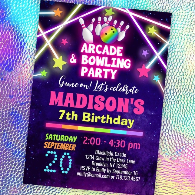 Flickor Arcade och Bowling Party födelsedag Inbjudningar (Skapare uppladdad)