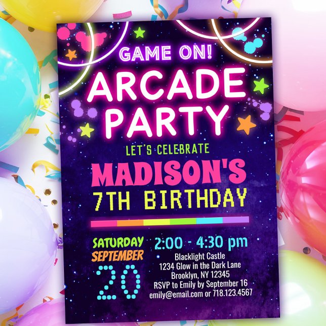 Flickor Arcade Party-födelsedagsinbjudningar Inbjudningar (Skapare uppladdad)