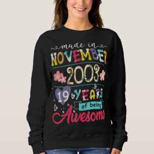 Flickor Blommigt Gift för flickor på 19:e födelsed T Shirt