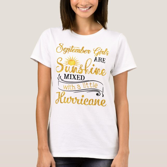 Flickor från september är solsken blandad med lite t shirt (Framsida)