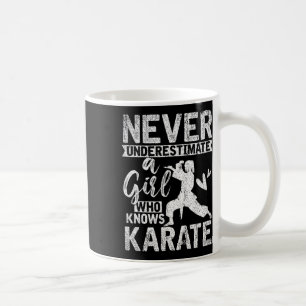Flickor ger aldrig underskatta en flicka som känne kaffemugg