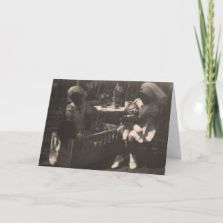 Flickor i Röda korsjuksköterskadräkt får det väl Kort