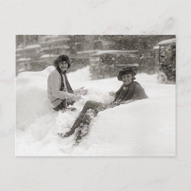 Flickor i snön, 1922 vykort (Framsida)
