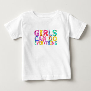 Flickor kan göra allt motivationsdotter t shirt