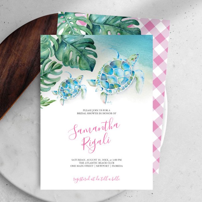 Flickor med Sea Turtle Baby Shower-inbjudningar (Baby shower invitations girl pink gingham tropical sea turtle art Victoria Grigaliunas DoTellABelle)