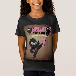 Flickor NINJA KickingDet Karate Warrior Birthday R T Shirt
