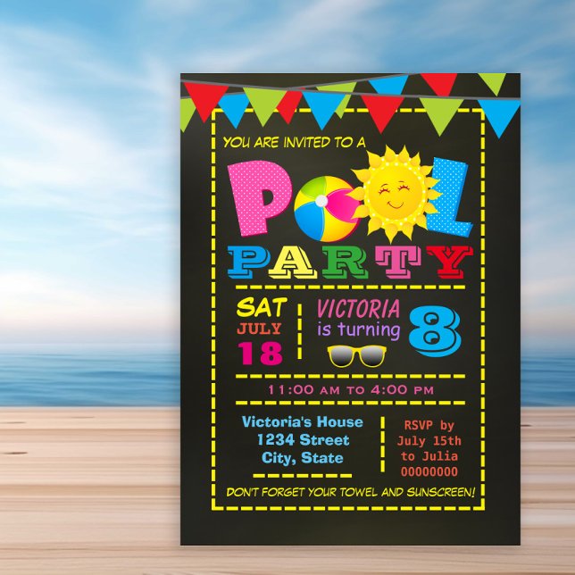 Flickor Pool Födelsedagsfest Inbjudningar (Girl any number pool birthday party invitation. Simply add your details.)