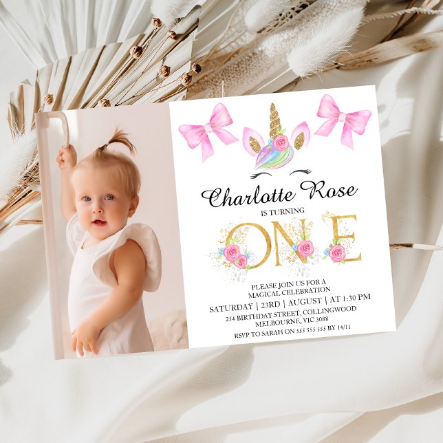 Flickor Rosa Bows Blommigt Unicorn 1:a födelsedage Inbjudningar (Girls Unicorn 1st Birthday Invitation Unicorn Face Bows Magical Celebration First Birthday Invite)