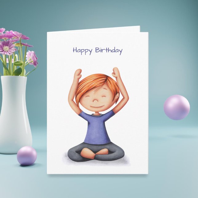 Flickor som gör Yoga Meditating Birthday Kort (Skapare uppladdad)