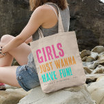 Flickor vill bara ha Roligt Bachelorette Tote Bag Tygkasse<br><div class="desc">Roligt trendig Girly Bachelorette Tote Bag. Design innehåller texten "GIRLS JUST WANNA HA ROLIGT",  bruden namn och år.</div>
