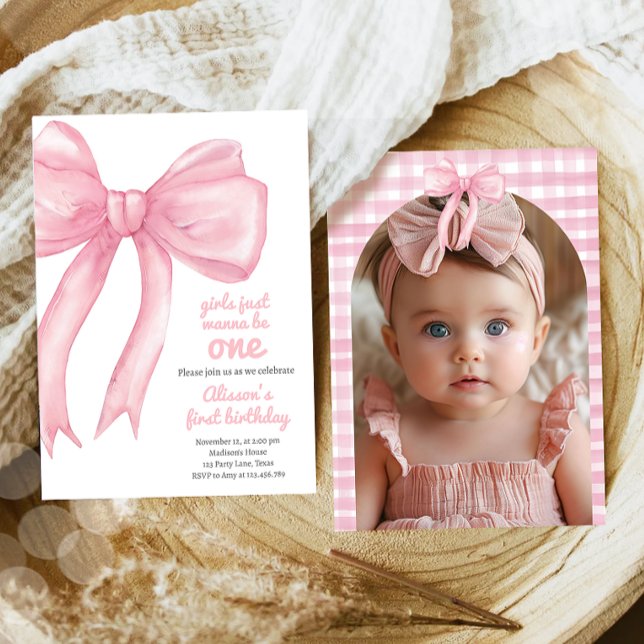 Flickor Wanne är bara en Rosa Bow Coquette Birthda Inbjudningar (Skapare uppladdad)
