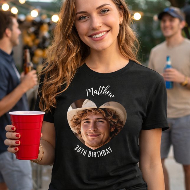 Flickvän med foto på födelsedagstjuret t shirt (Skapare uppladdad)