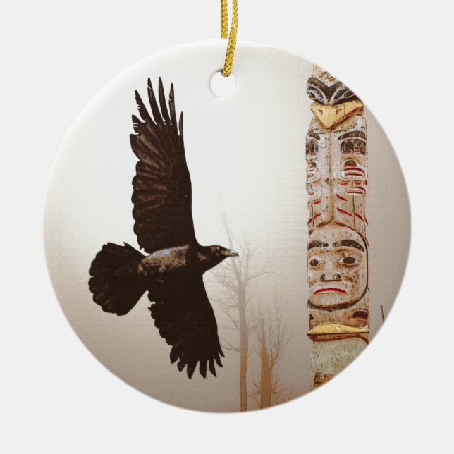 Flies Raven & Totem-Pole Fantasy Art Julgransprydnad Keramik (Framsidan)