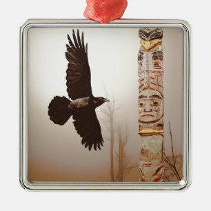 Flies Raven & Totem-Pole Fantasy Art Julgransprydnad Metall