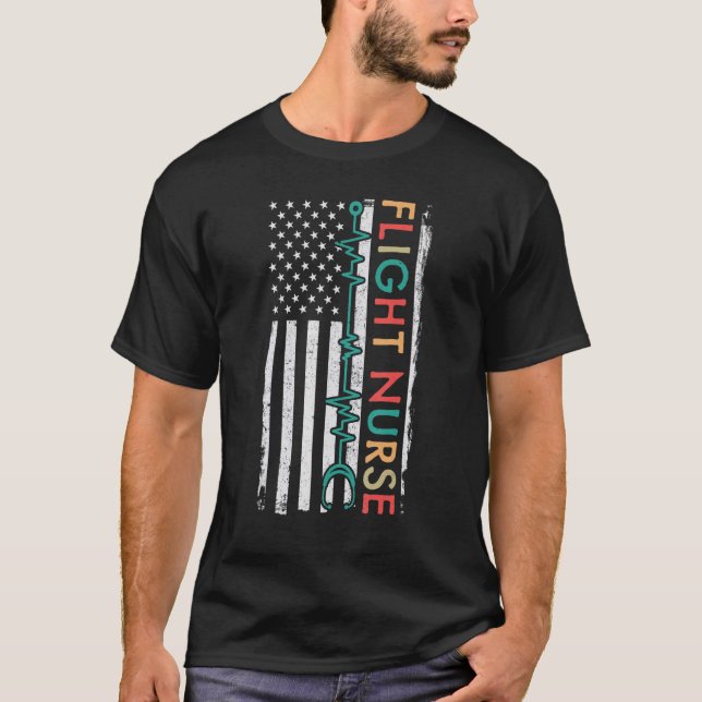 Flight Nurse Heartslag American Flagga T Shirt (Framsida)