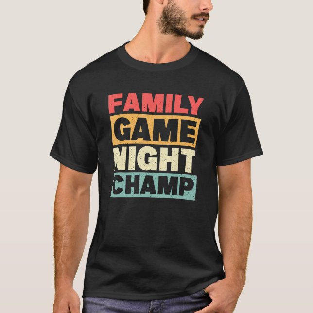 Fliken Gamer Board of Family Game Night Champ Boar T Shirt (Framsida)