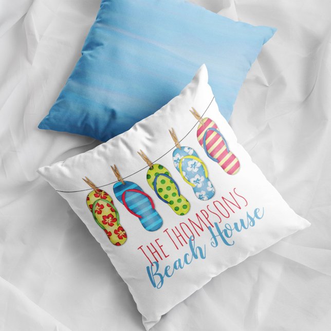 Flinflip flops Personlig Whimsical Beach House Kudde (Flip flops colorful throw pillow)