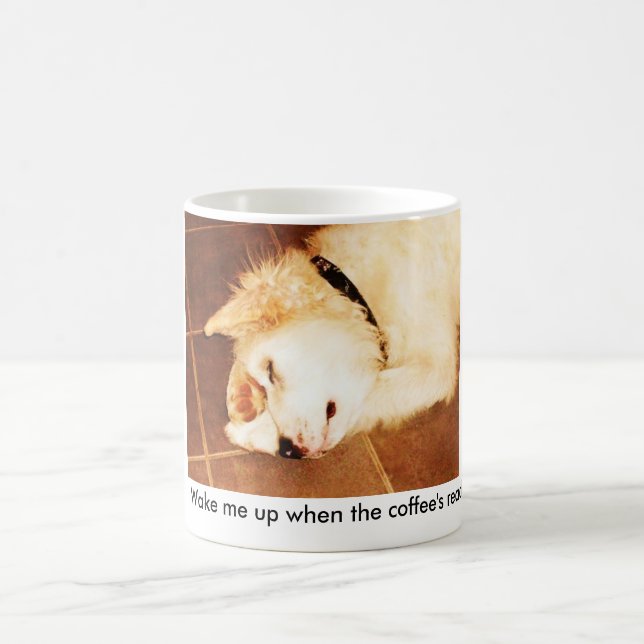 flinga 001, vaknar mig upp när kaffets redo! kaffemugg (Center)