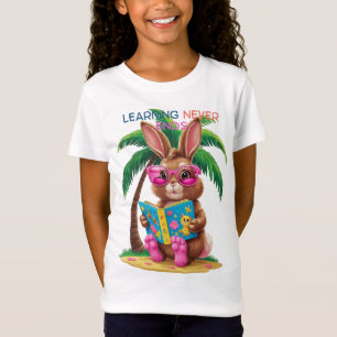 🐰👓📖 Flip-Flops & Fiction – Kaninupplaga T Shirt