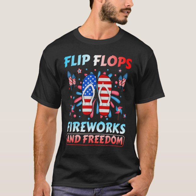 Flip Flops Fireworks And Freedom  4th Of July Flag T Shirt (Framsida)