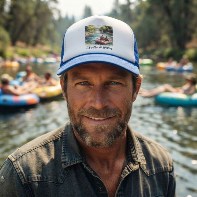 Float Trip Äventyr Blå Trucker Hatt Keps ("Digital mockup created with generative AI)