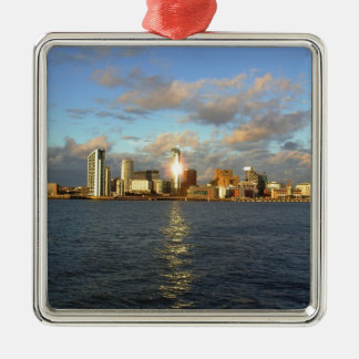 Flod Mersey & Liverpool strand Julgransprydnad Metall