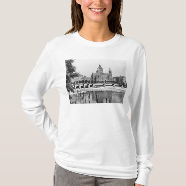Floden Isar på Munich, c.1910 Tee (Framsida)