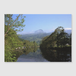 Floden Lochay Killin Skottland