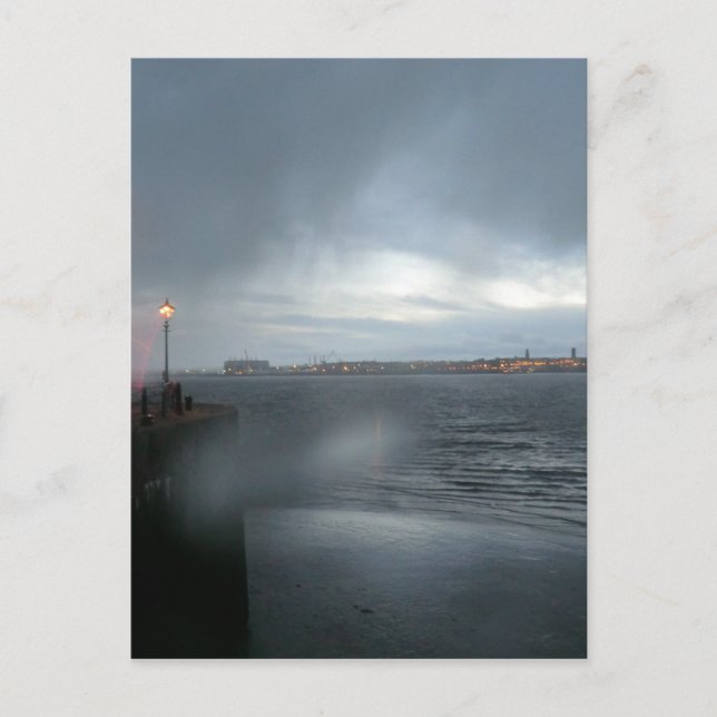 Floden Mersey i Rain Vykort (Framsida)