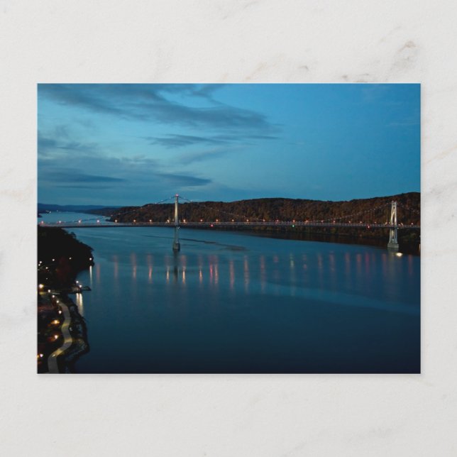 Floden Night Vykort (Framsida)