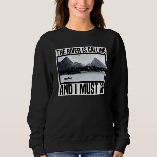 Floden ropar och jag måste åka kanot t shirt