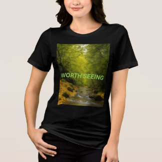 "Floden Tårar: Empowerering Women's Tri-blend T-Sh T Shirt