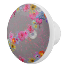 Floral design in gray and pastel knopp
