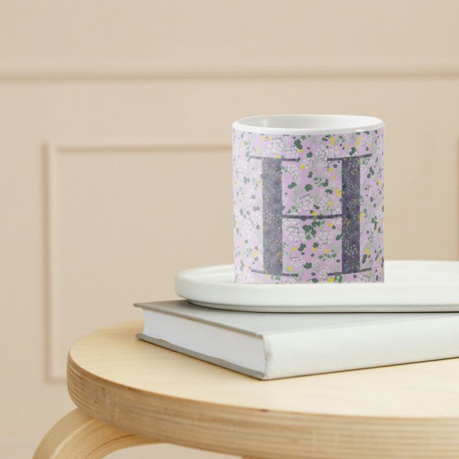 Floral Elegant Classy Monogram H lilac w/phrase Kaffemugg (Skapare uppladdad)