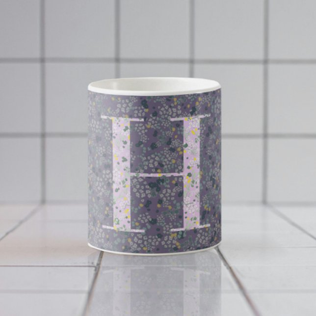 Floral Elegant Classy Monogram H purple w/phrase Kaffemugg (Skapare uppladdad)