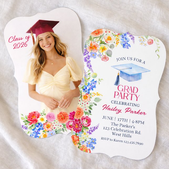 Floral Graduation Party Invitation Template  Inbjudningar (Skapare uppladdad)